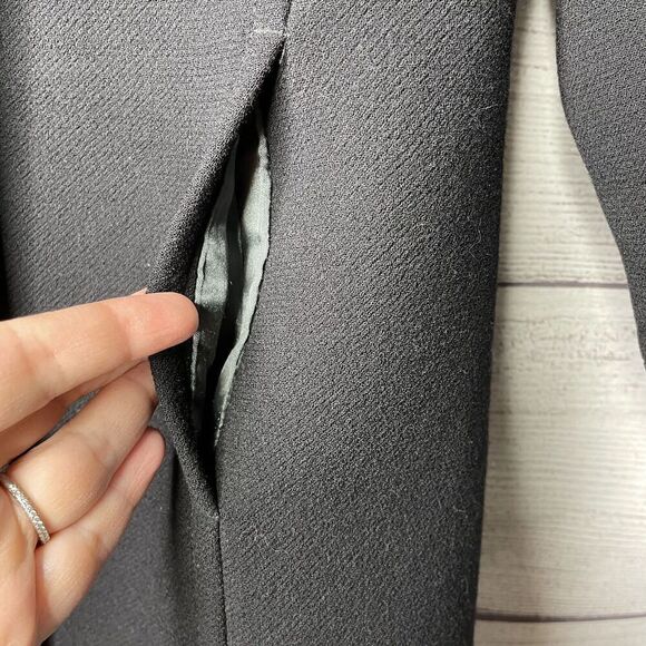 J. Crew Wool Blend Black 5 Button Coat women's size 2 PETITE FLAW - Picture 5 of 9